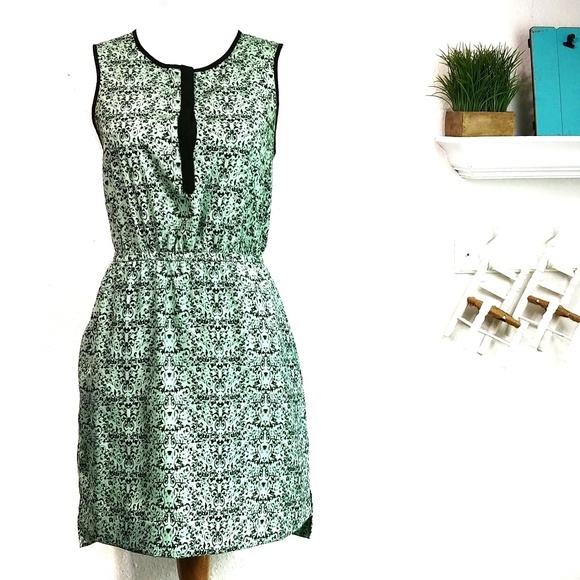 Forever 21 Dresses & Skirts - Lovely Mint Green Summer Dress With Pockets